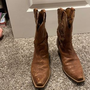 Ariat cowboy boots